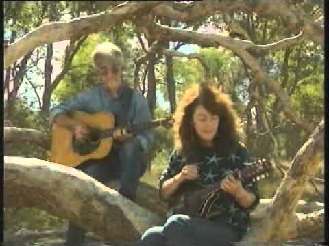 Hey Rain! PENNY DAVIES & ROGER ILOTT sing Bill Scott's Australian classic
