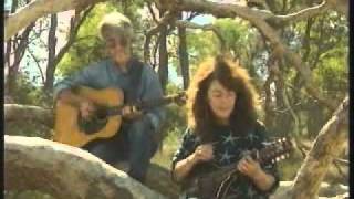 Hey Rain! PENNY DAVIES & ROGER ILOTT sing Bill Scott's Australian classic