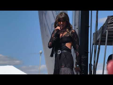 Ella Langley - That's Why We Fight (Live in Madison IL 09-07-2025)