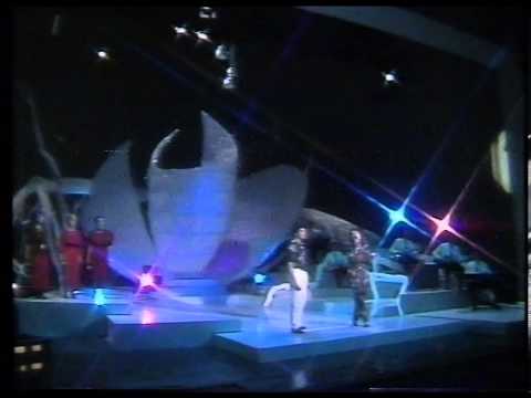 Artur Dhamo - Si ma more zemrën (Festivali “ KENGET E STINES “ RTSH 1992)