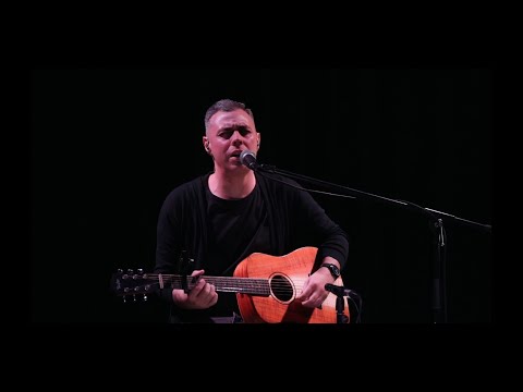 Roca Eterna - Raúl Escobar