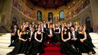 Eric Whitacre: "Lux Aurumque" (Stanford Chamber Chorale/Choir of Royal Holloway)