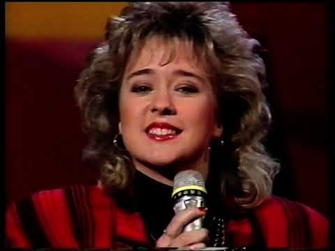 Nadine Norell - Junge Herzen (Deutsche Schlagerparade 31.01.1988)