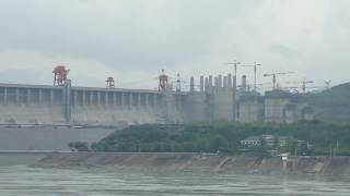 preview picture of video 'The Three Gorges Dam，Yichang，Hubei，China 三峡大坝 20110920'