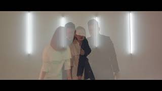 Hyrul Anuar - Dibalik Senyum