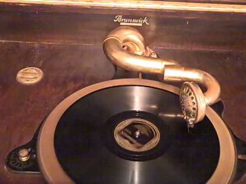 BOB HARING COLONIAL CLUB FRANKLY BAUR - KISS ME - ROARING 20'S BRUNSWICK