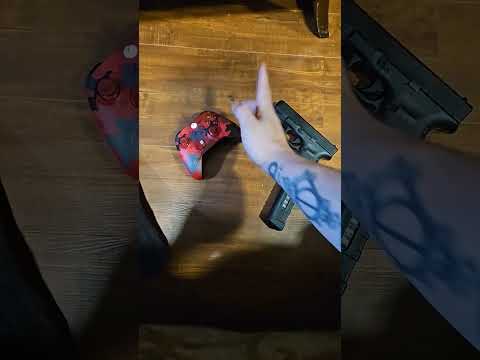 Gotta pick the right sticks #shotty #glock #glock19 #xbox #shooting #blicky blicky