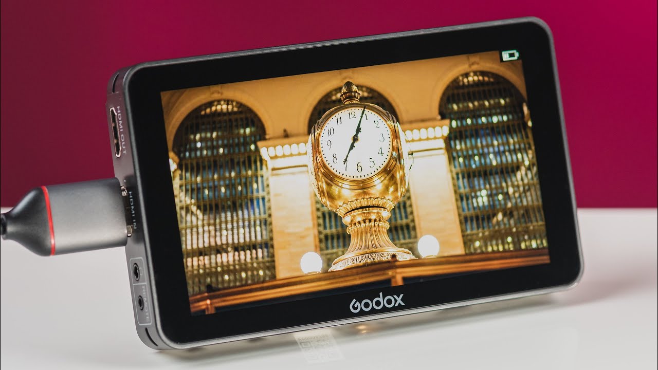 Godox GM6S Review: One of the Best Ultra Bright Camera Monitors Out There