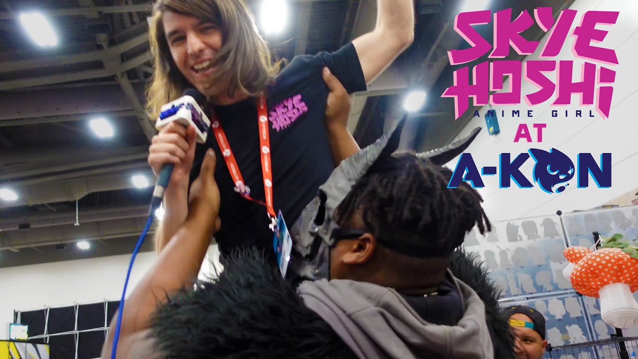 Skye Hoshi at A-KON Texas