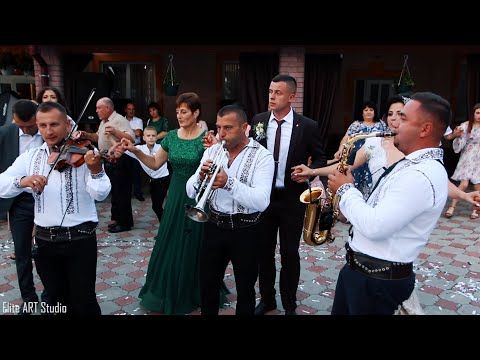 Haiduceasca. O interpretare de Formatia Kristal(Cernauti). Probotesti, Herta.