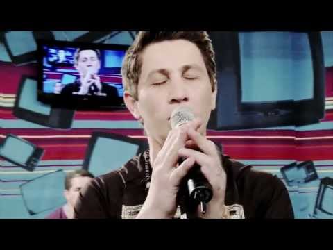 Rastapé em "Colo de menina" no Estúdio Showlivre 2011