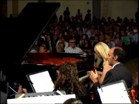 Liszt  Hungarian Rhapsody # 12 live from Palermo Sicily. Valentina Lisitsa