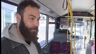 Alter Linienbus wird zu Duschbus für Obdachlose umgebaut