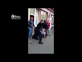 Video 'Kontrola v kadaňské pivnici se zvrhla ve rvačku Romů s policisty'