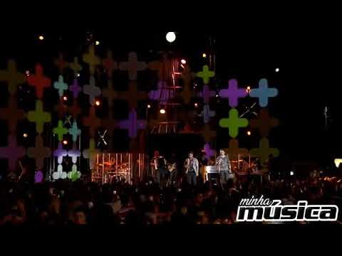 Eu acho que eu estou gostando de você, Mais você não percebe  ' 🎵