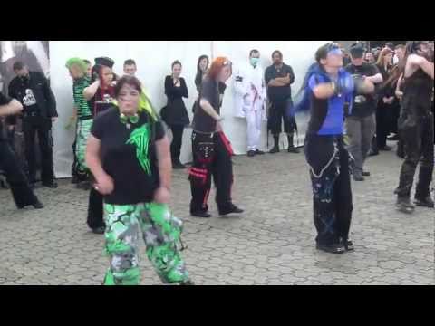 Cyber "performance" / Industrial dance 17 jul 2011 Amphi Festival