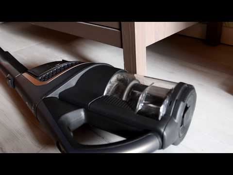 Miele Triflex HX1 Pro - Reichweite unter Möbeln  - Lohnenswerte Flexibilität