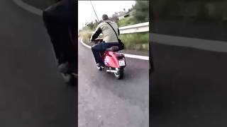 Download lagu vespa racing performance 🐌💨💨 #vespa #vesparacing #vespabalap #modifikasivespa #2tak #shorts mp3