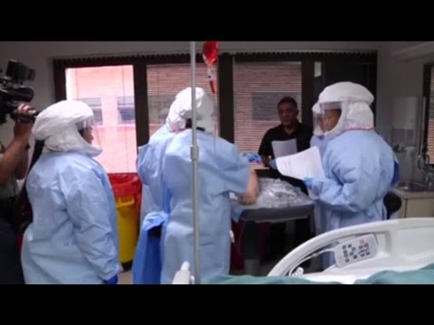 A1 Report - SHBA izolon 900 ushtarë që kthehen nga Afrika, Australia ndalon vizat