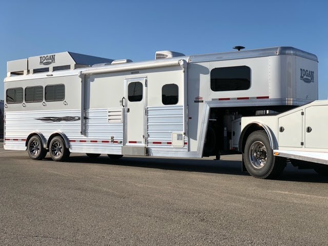 Preview image of 2021 Logan Coach Select 810 3 Horse Living Quarters youtube video