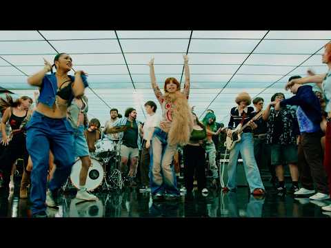 TWEN - Tumbleweed [Official Music Video] (2025)