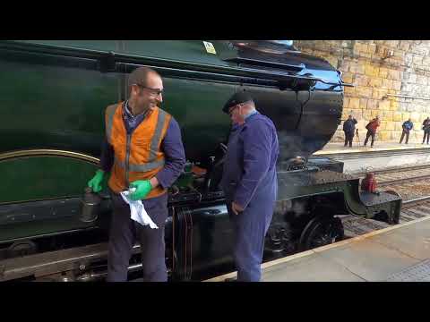 5043 Earl of Mount Edgcumbe At Lime Street Station 1/ 6/ 24