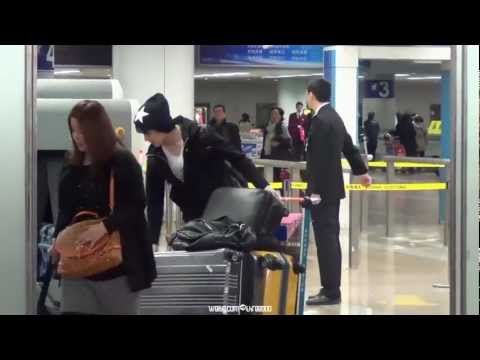 [FANCAM] 130323 M4M Pick up at Beijing airport