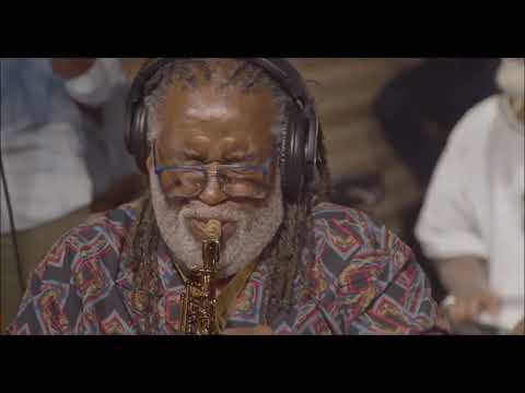 Dean Fraser - Do You Hear What I Hear & Silent Night LIVE (@Tadsrecord)