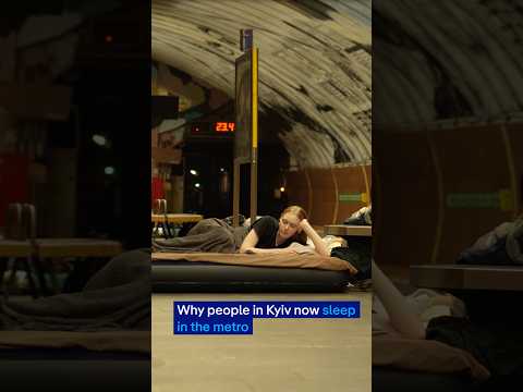 Why people in Kyiv now sleep in the metro | DW News