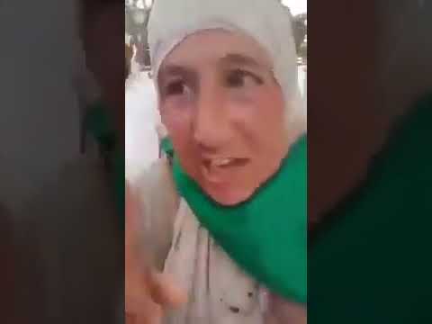 الشرطة تقمع السيدة نادية في حراك ڨالمة