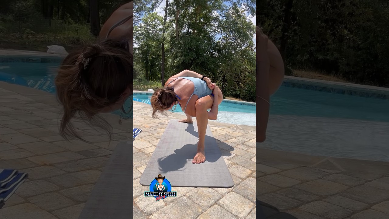🕊️ Birds of Paradise Yoga with Mary Burke #yoga #themaryburke #fun #viral