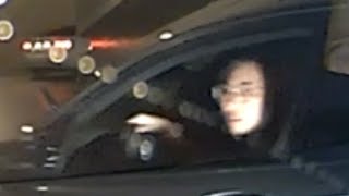 看到你那睿智的眼神，我笑了