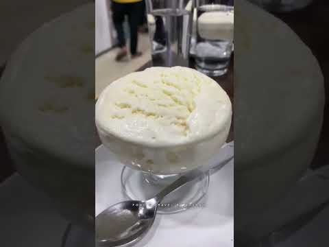 സംഗീത് കൂൾബാറിലെ സ്പെഷ്യൽ ഐസ്ക്രീം 😋 | Special Ice Cream From Sangeeth Coolbar, Calicut #shorts