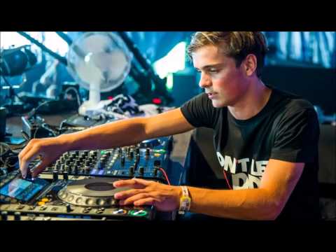 Wolfpack & Bobby Puma - Jump