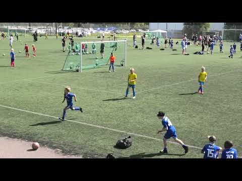 2023-07-12 Gnistan/Keltainen 1 - EBK/Sininen