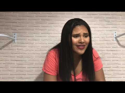 REAGINDO A PLAYLIST DA MINHA PRIMA