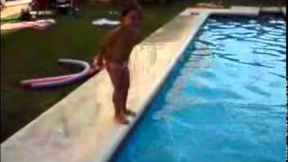 Saltando al agua
