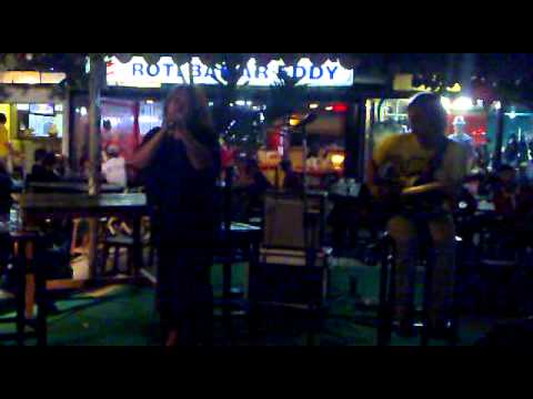 Sulle Wijaya feat Bertha.mp4