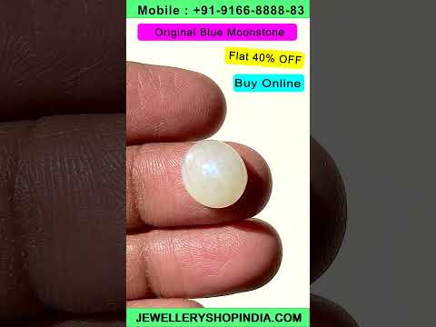 Product video thumbnail