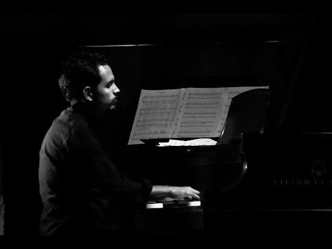 Behind the scenes; recording new album Sembrando at studio Wedgeview