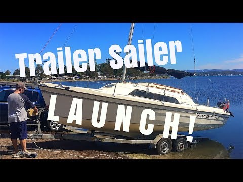 Trailer Sailer Launch - Farr 7500 Trailer Yacht