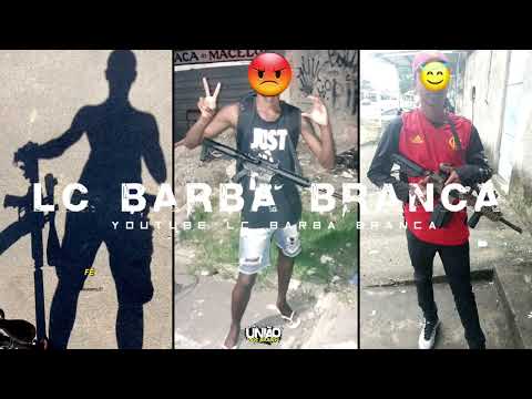 MC Safira deixa eles tentar