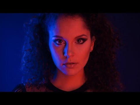 Giulia Luzi - Un Abbraccio Al Sole (Official video)