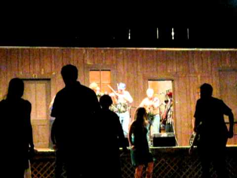 Roan Mountain Hilltoppers - Fly around my pretty little miss - Laurel Bloomery 2010