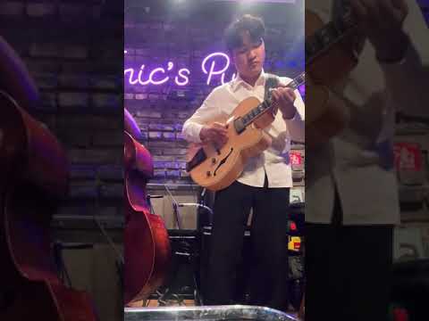 Horace Silver - Strollin’ (Guitar Solo)