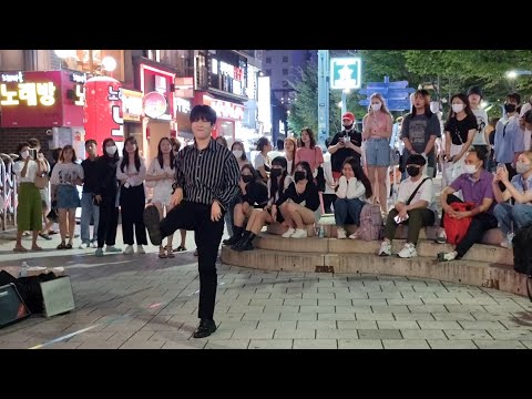 WEDNESDAY. HYOJIN & YU KAGAWA. BEAUTIFUL FASCINATING HONGDAE BUSKING.