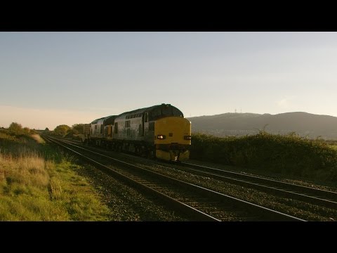 Prestatyn 26.10.2015 - DRS 37218 and 37607 on Valley flasks - Class 37