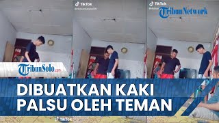 Viral Video Pemuda yang Alami Kecelakaan Tunggal kemudian Dibuatkan Kaki Palsu oleh Temannya