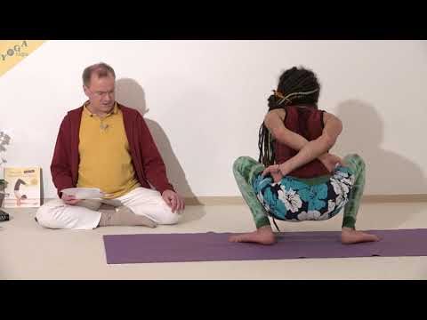 240 Baddha Malasana 1