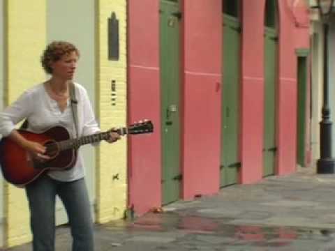 Catie Curtis - People Look Around, music video